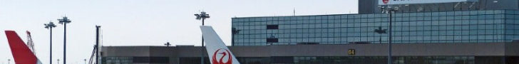 飛行機　JAL