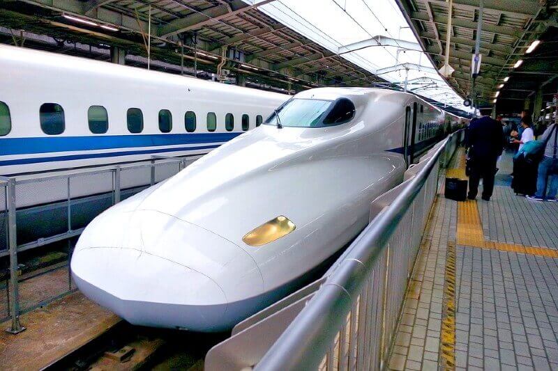 日本　新幹線